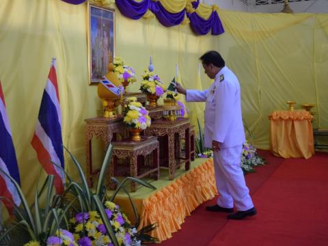 พิธีรับมอบพระบรมฉายาลักษณ์ พระบาทสมเด็จพระเจ้าอยู่หัว และสมเด็จพ